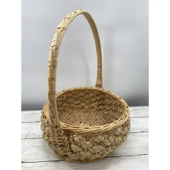 Vintage Large Round Bamboo Wicker Rattan Storage Basket in Natural W/Handle - Picture 2 of 11